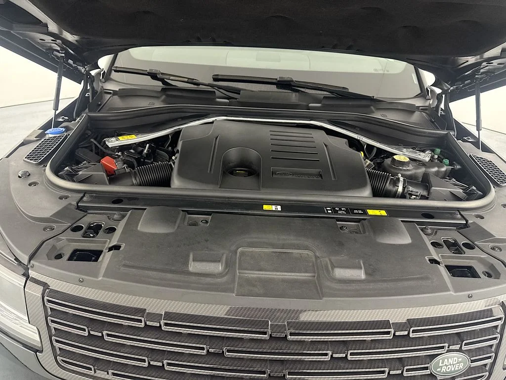 Certified Used 2024 Black Land Rover Dynamic SE image 29
