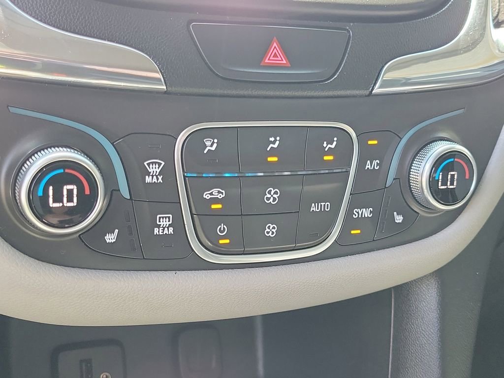 Used 2018 STORM BLUE METALLIC Chevrolet LT image 27