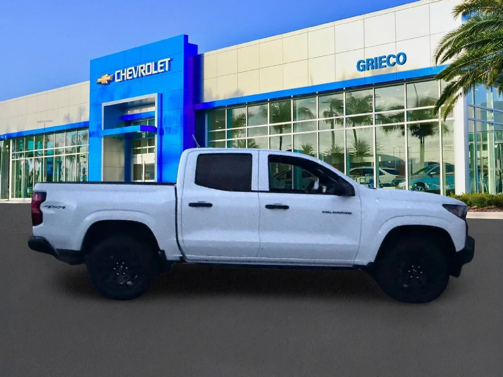 New 2026 Summit White Chevrolet WT image 8