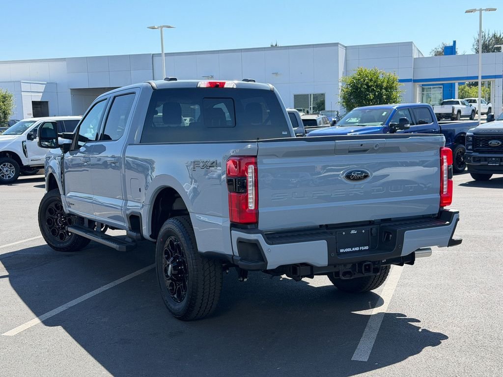New 2026 Glacier Gray Metallic Tri-Coat Ford F-250® Lariat® image 14