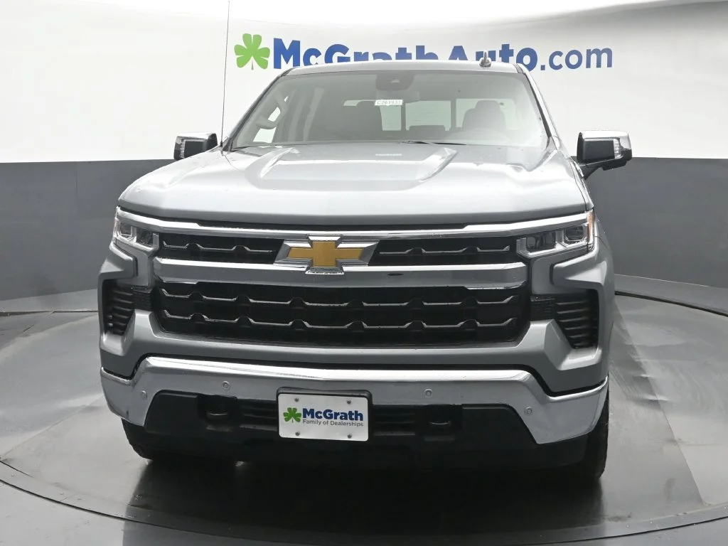 New 2026 Gray Chevrolet LT image 21