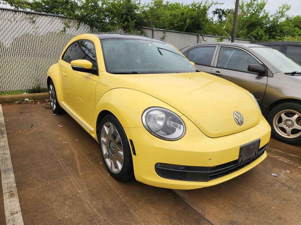 Used 2015 Yellow Rush Volkswagen 1.8T w/Sun/Sound/Nav image 3