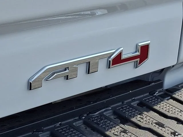 New 2026 Summit White GMC AT4 image 22
