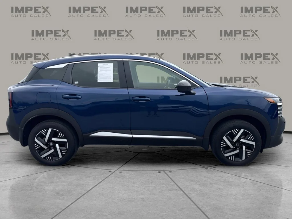 Used 2026 Blue Nissan SV image 6