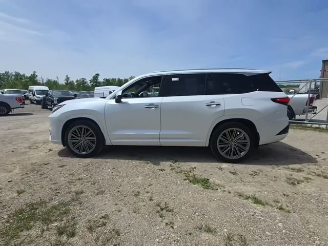 Used 2024 White Lexus 350 Luxury image 10