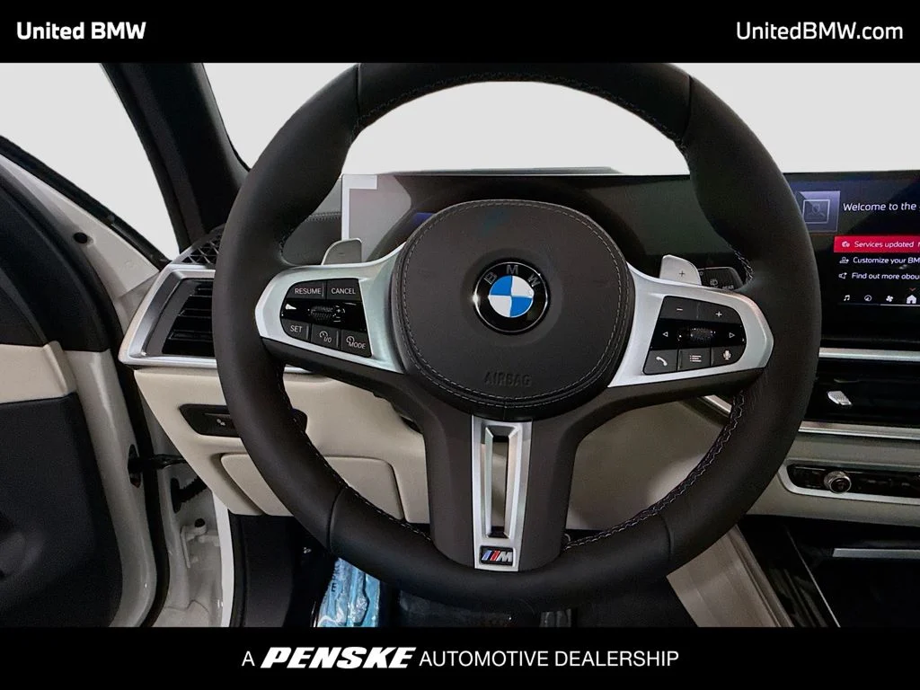 New 2026 Alpine White BMW M60i image 6