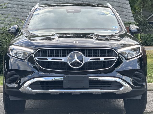 New 2027 Black Mercedes-Benz GLC 300 image 37