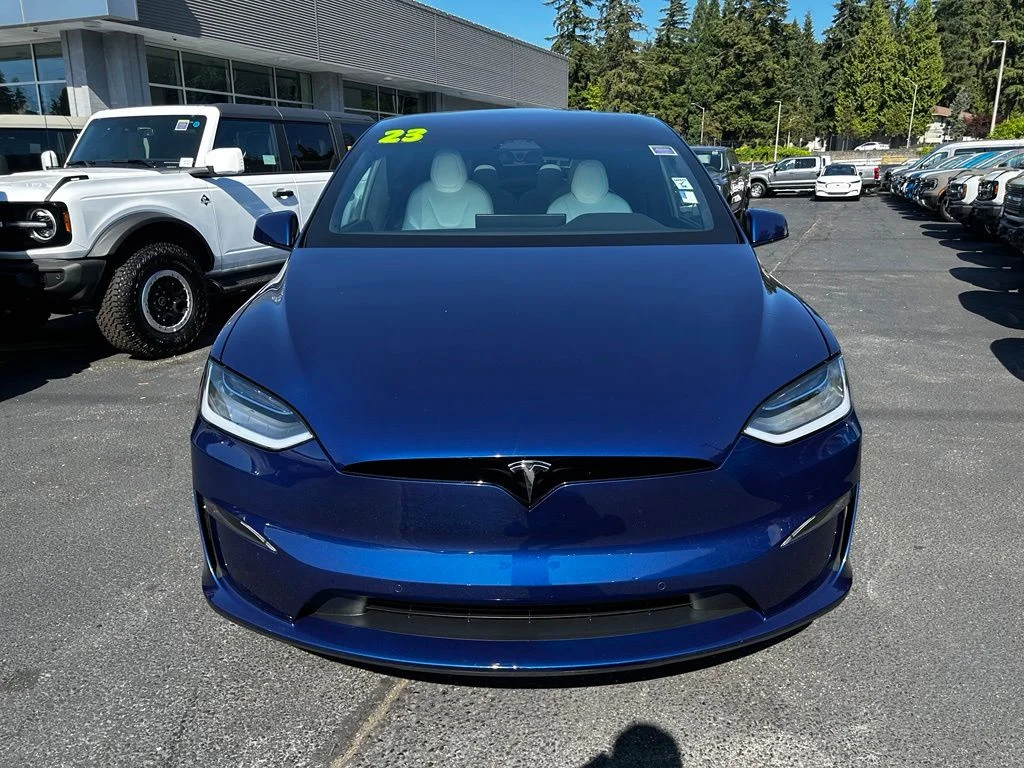 Used 2023 Deep Blue Metallic Tesla Standard Range image 3