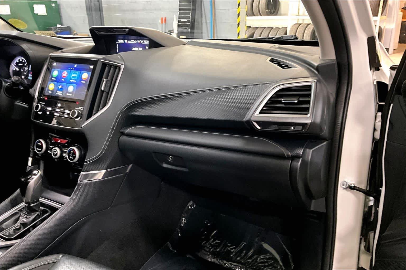 Used 2019 Crystal White Pearl Subaru Touring image 18