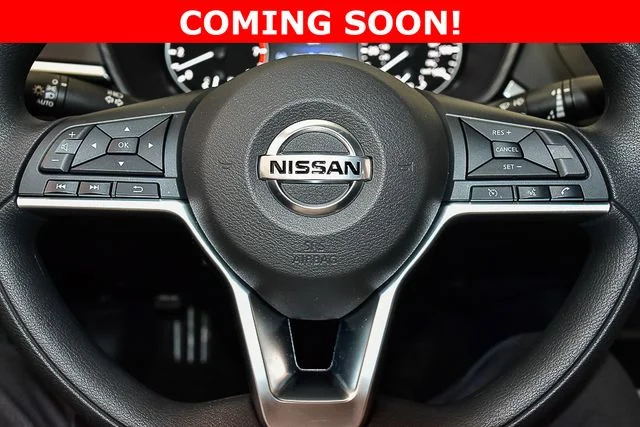Used 2022 Blue Nissan 2.5 SV image 29