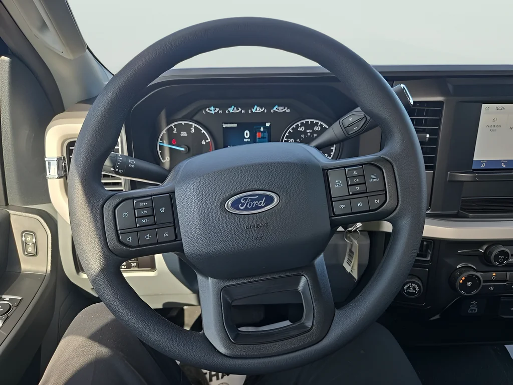 2026 Ford F-350 Super Duty XL - Photo 16