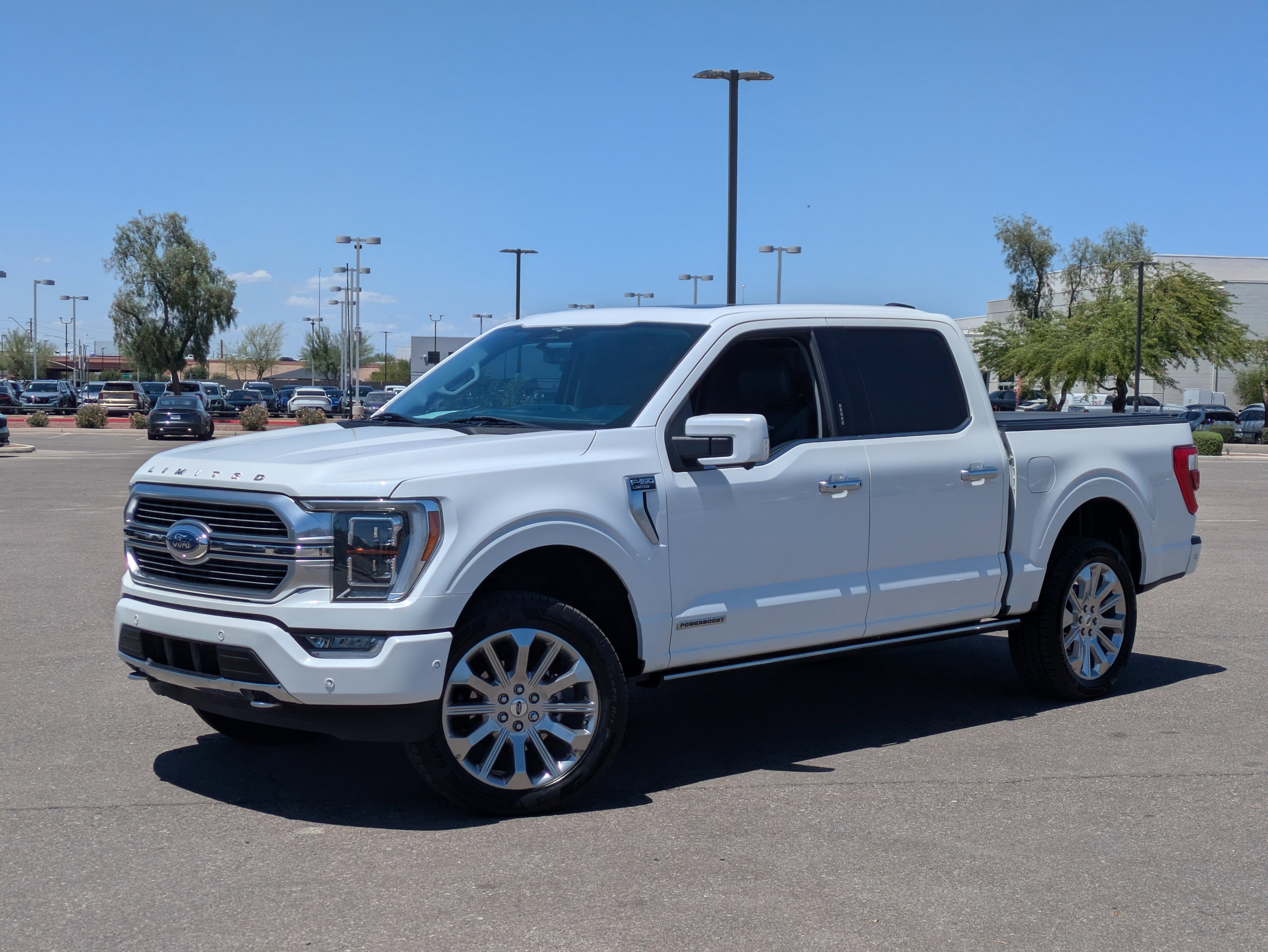 Used 2023 White Metallic Ford Limited image 32