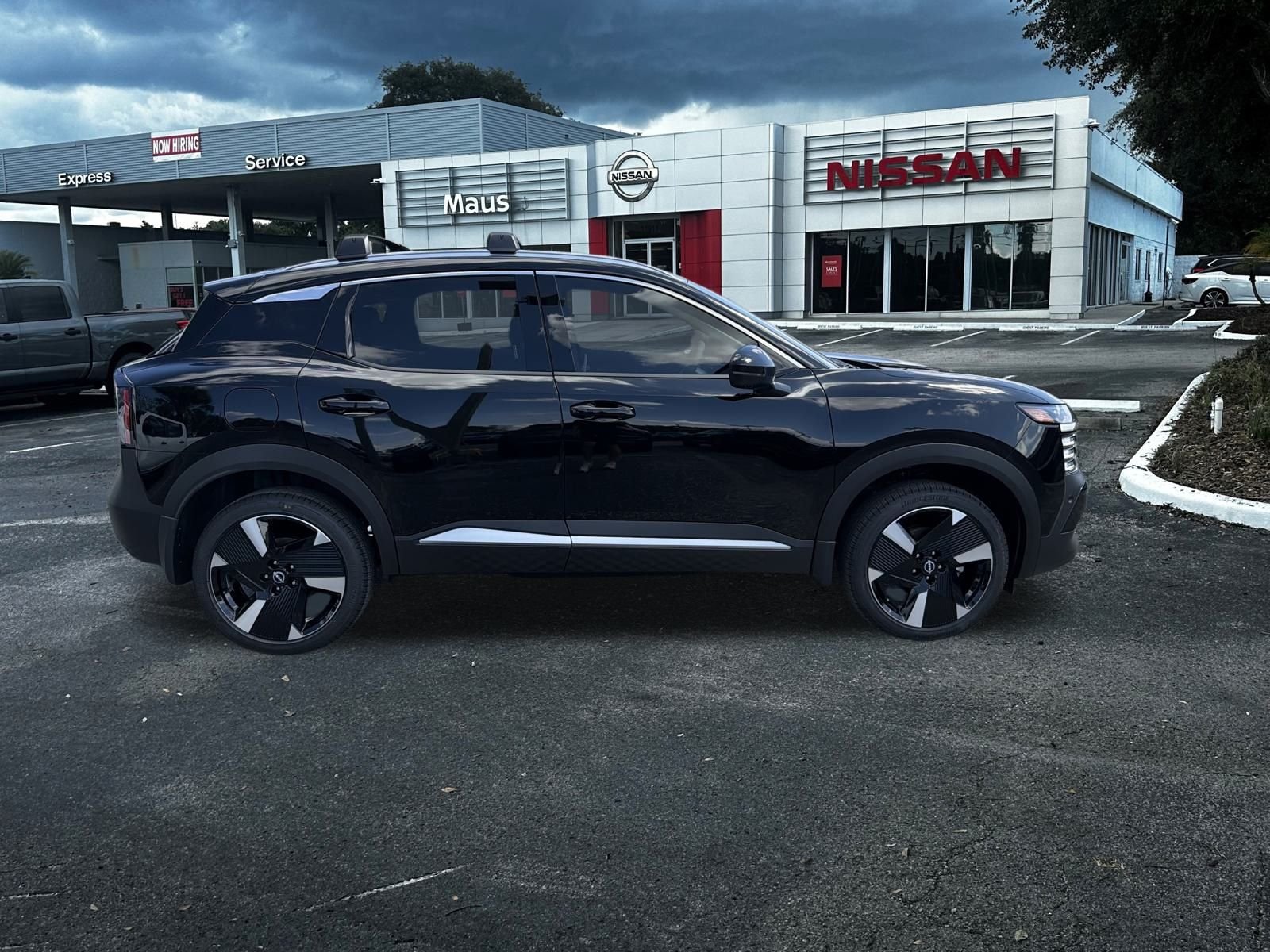 New 2026 Nissan Kicks SR 4D Sport Utility