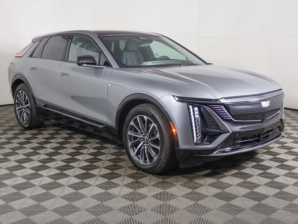 Used 2025 Cadillac LYRIQ Sport 2 with VIN 1GYKPWRL1SZ300868 for sale in Parma, OH