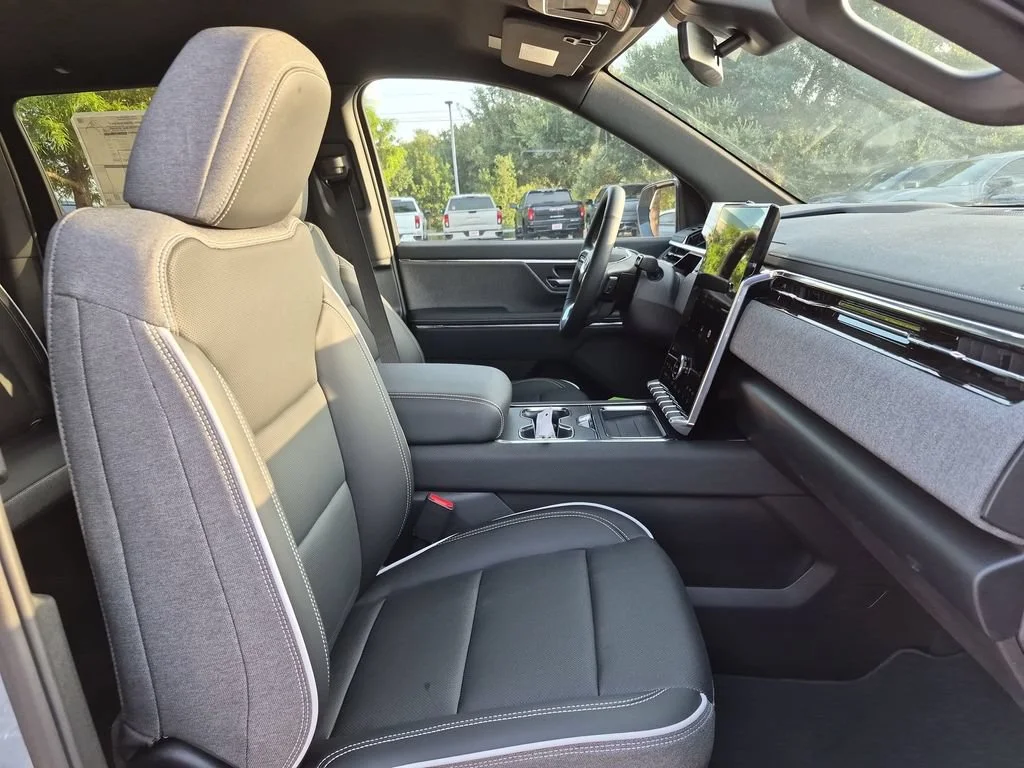 2026 GMC Sierra EV Elevation - Photo 37
