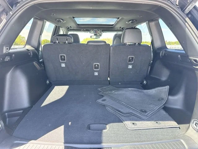 Used 2024 Gray Jeep Limited image 24
