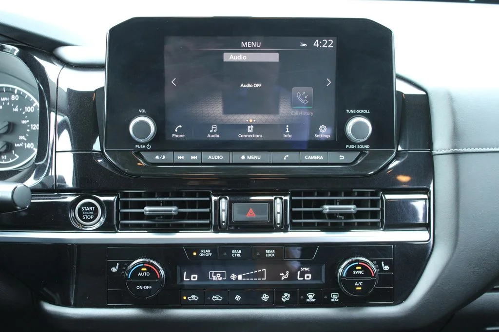 Used 2022 Deep Ocean Blue Nissan SV image 25