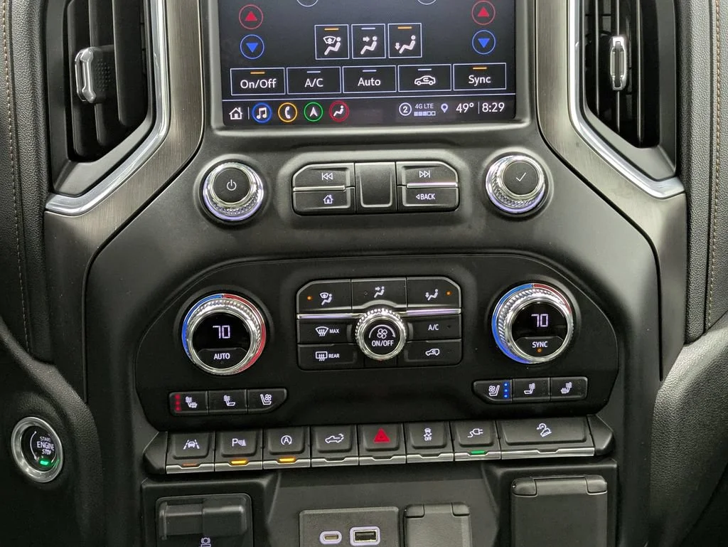 Used 2021 Black GMC AT4 image 11