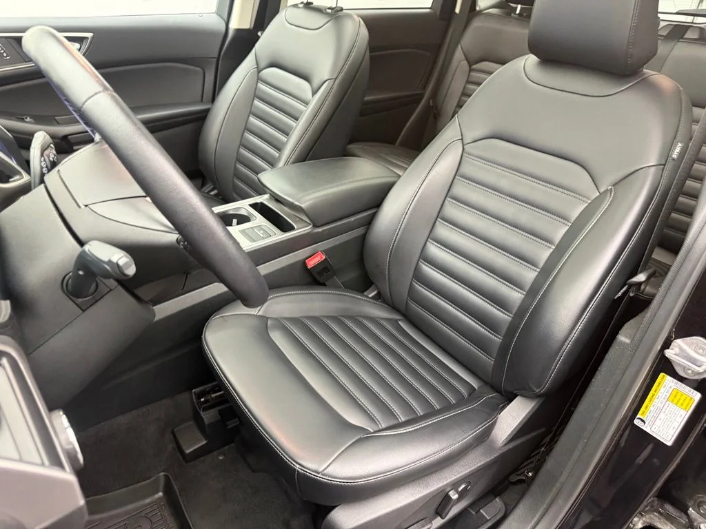 Used 2024 Black Ford SEL image 24