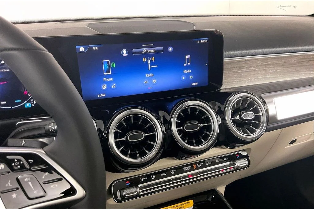 New 2026 Black Mercedes-Benz GLB 250 image 7