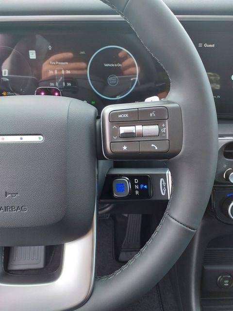 New 2026 Abyss Black Hyundai SEL Premium image 27