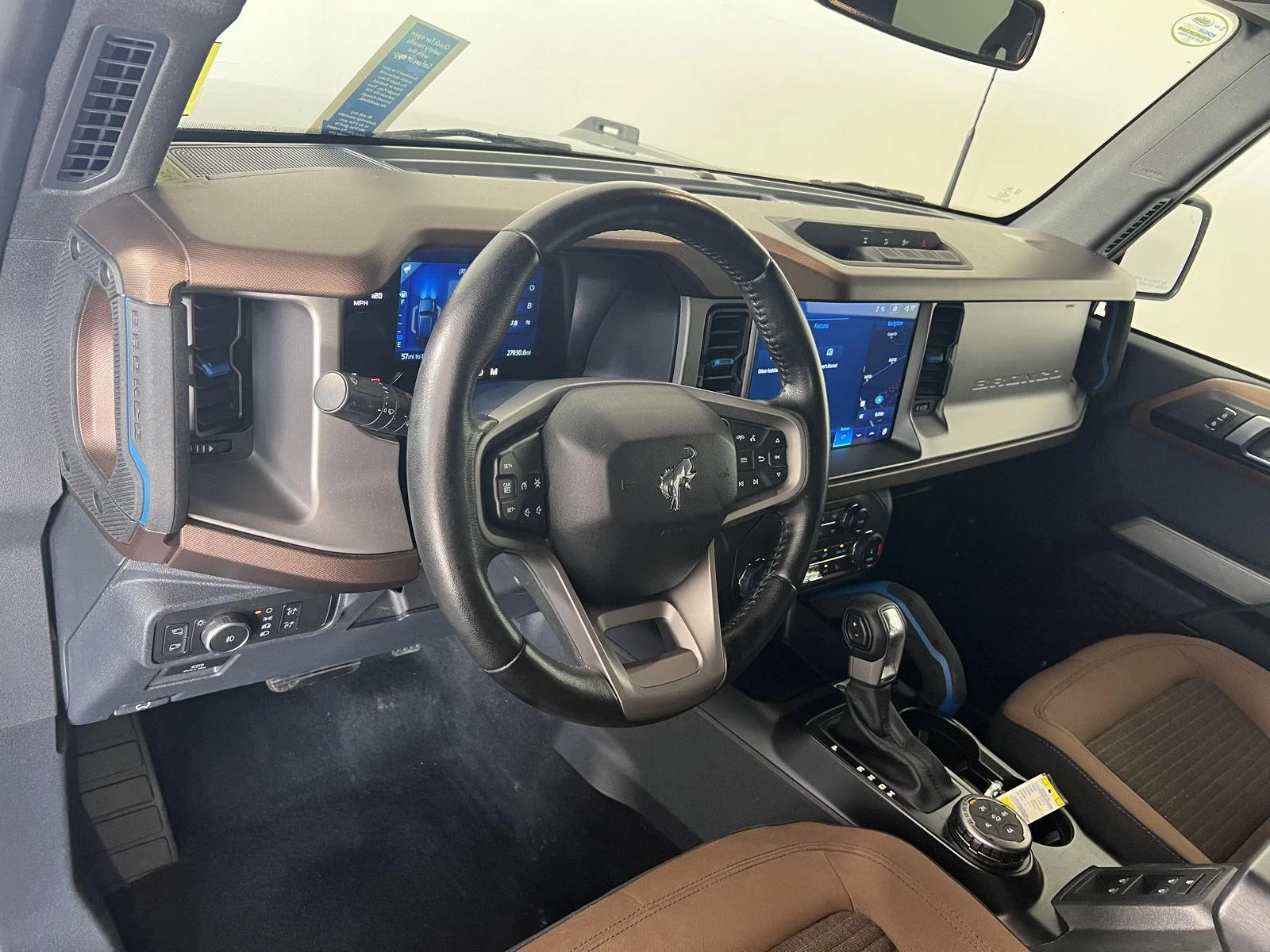 Used 2022 Gray Metallic Ford Outer Banks image 12