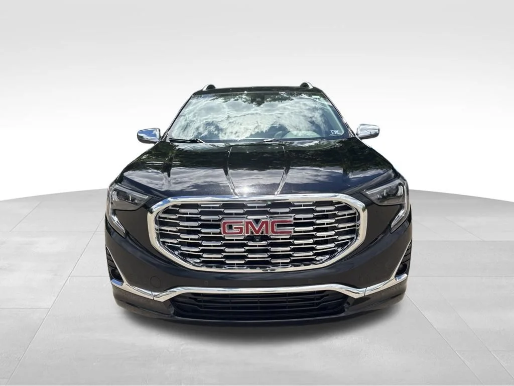 Used 2020 Black GMC Denali image 2