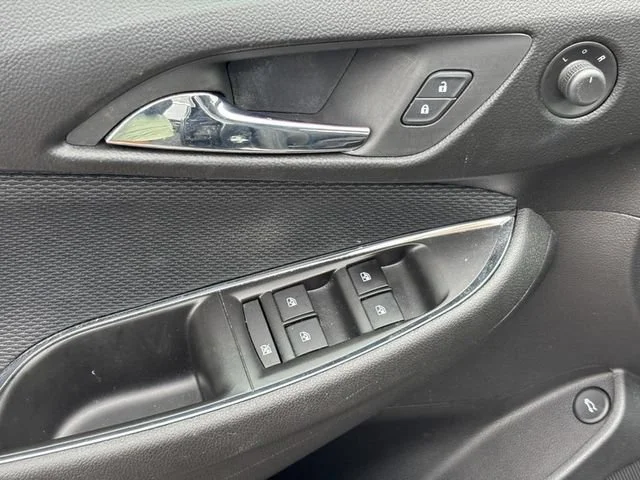 Used 2016 TUNGSTEN METALLIC Chevrolet LT image 16