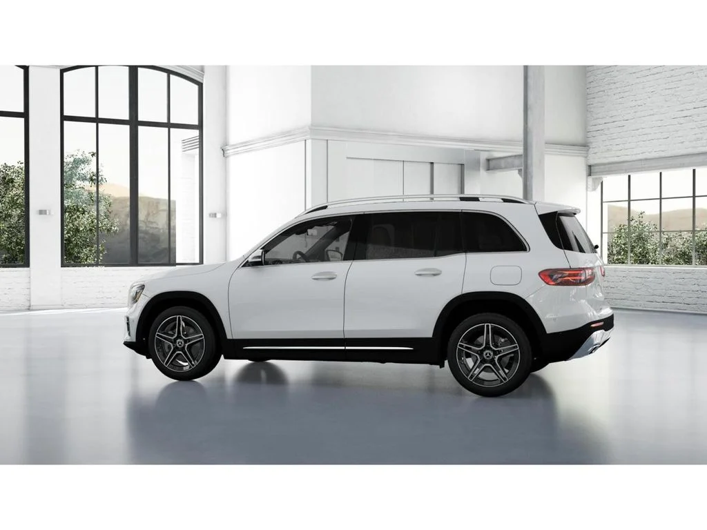 New 2026 White Mercedes-Benz GLB 250 image 32