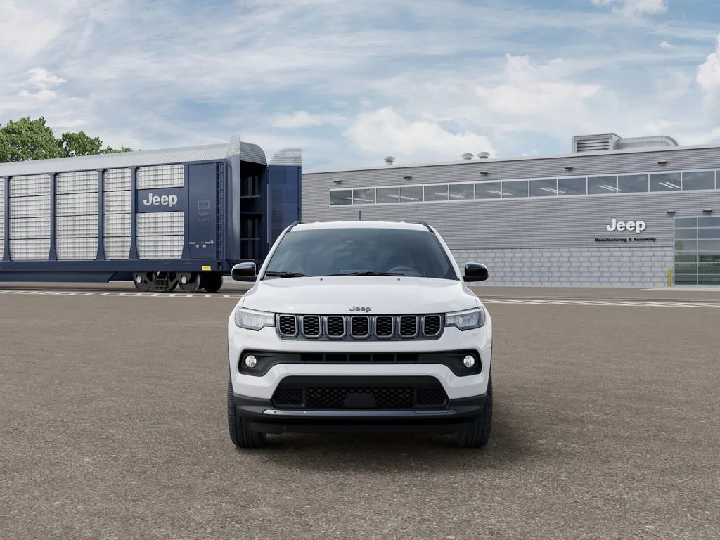 New 2026 Bright White Clear-Coat Exterior Paint Jeep Latitude image 7