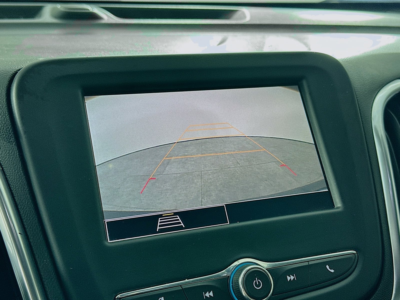 Used 2022 Blue Chevrolet LS image 19