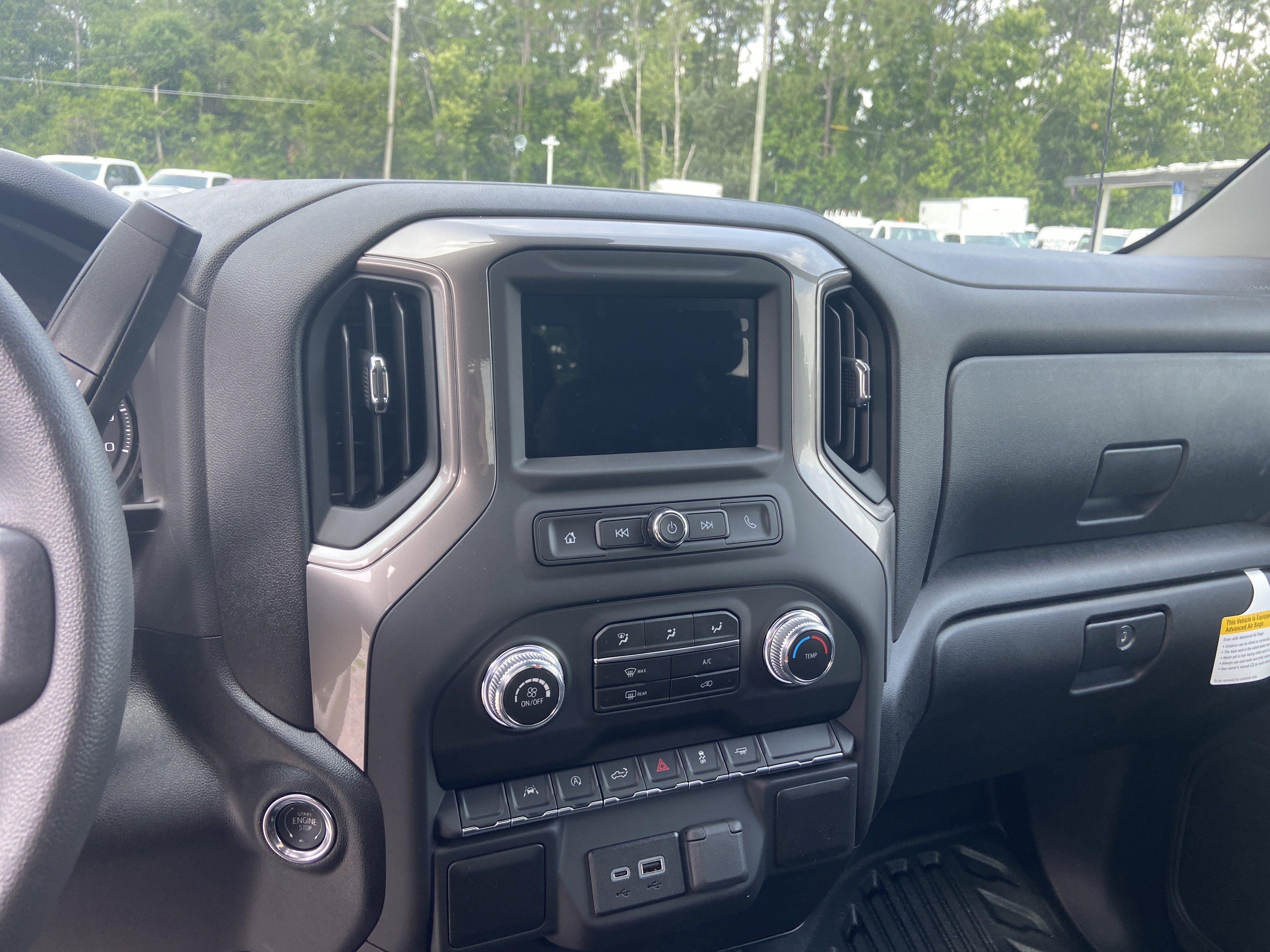 New 2026 Summit White GMC Pro image 11