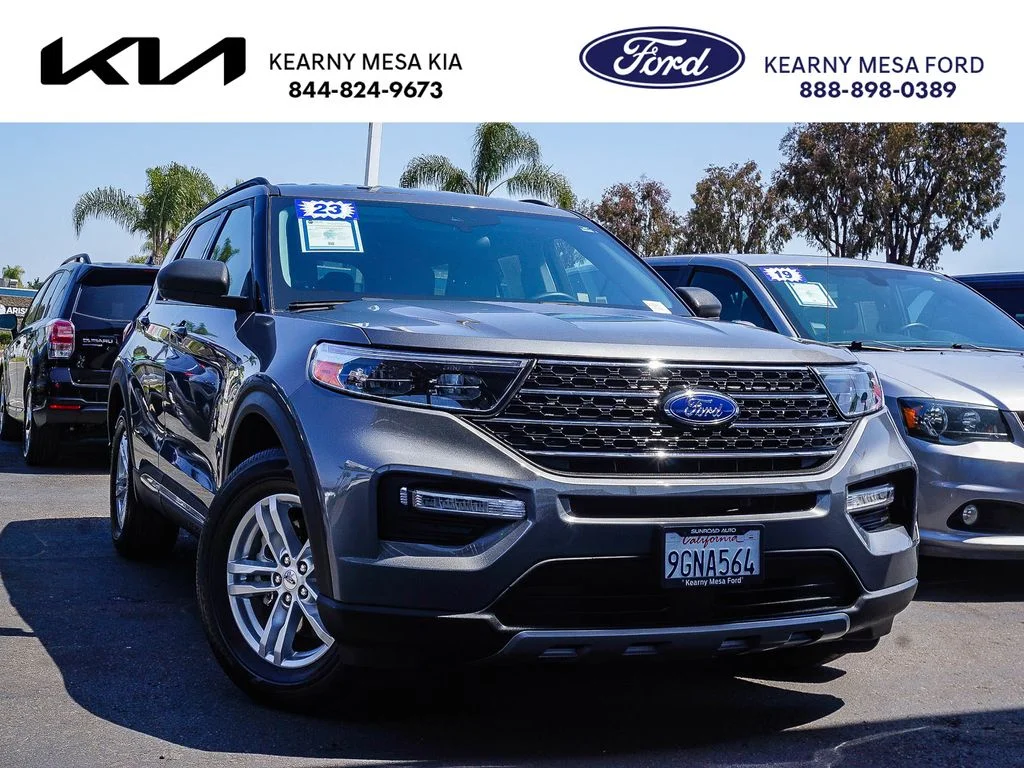 2023 Ford Explorer XLT RWD's photo