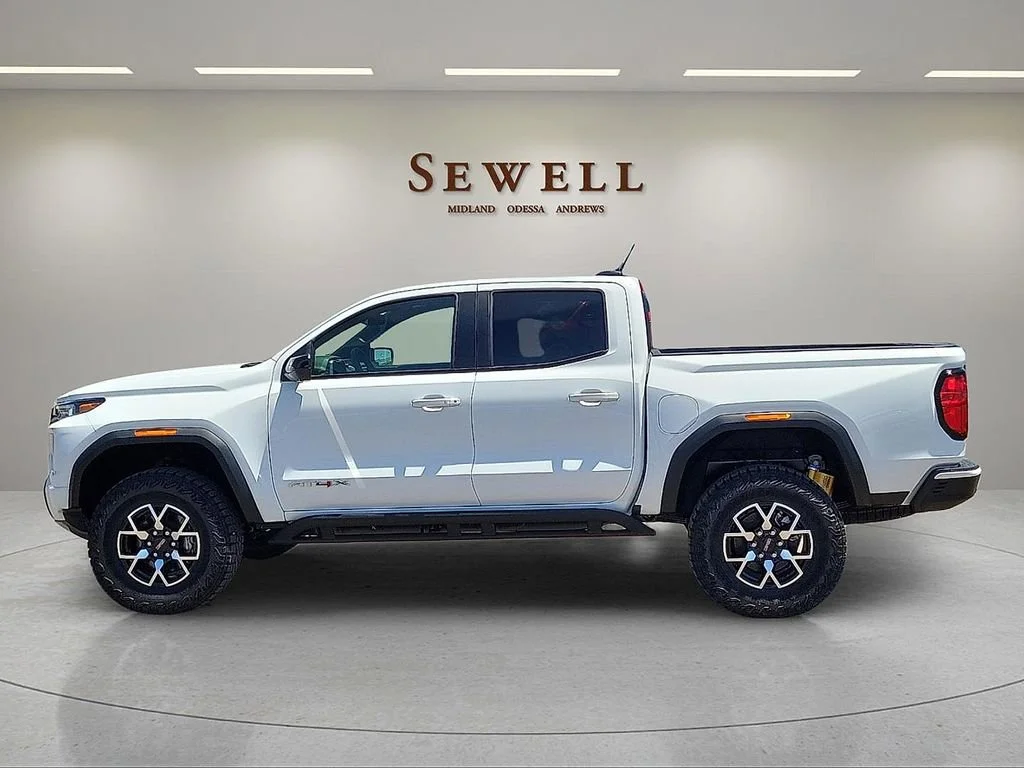 New 2026 Summit White GMC AT4X image 2