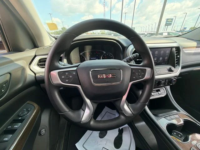 Used 2023 Blue GMC SLE image 38