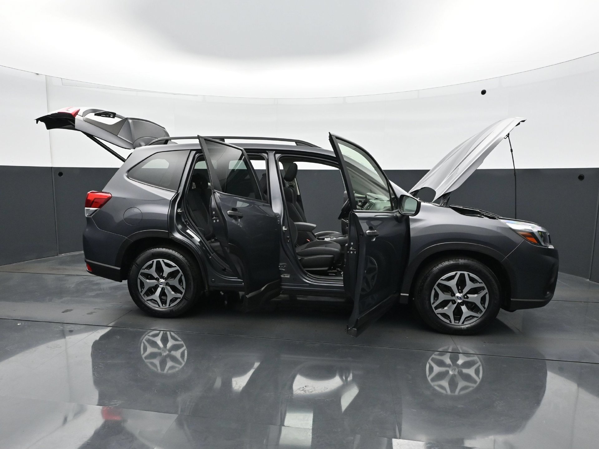 Used 2021 Magnetite Gray Metallic Subaru Premium image 37