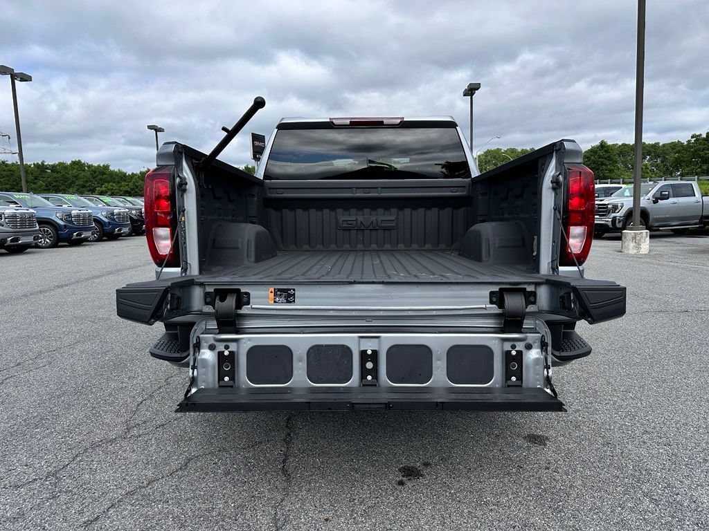 Used 2023 Sterling Metallic GMC Elevation image 43
