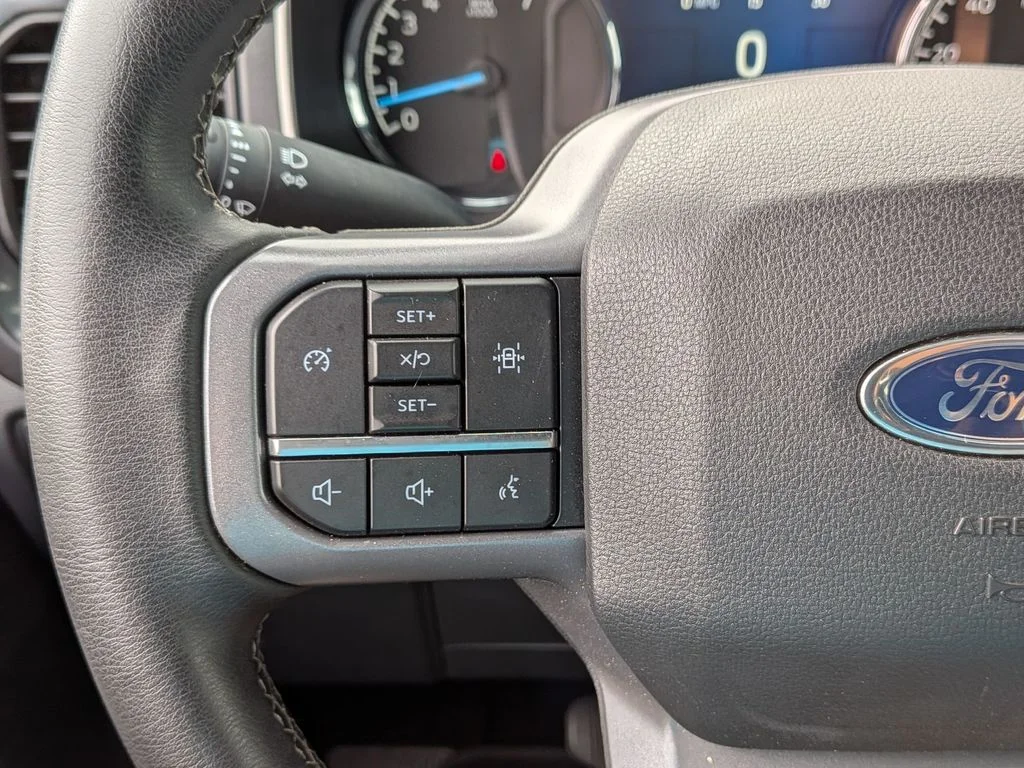 Used 2023 Silver Ford XLT image 21