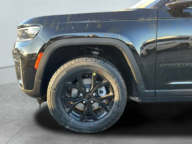 2026 Jeep Grand Cherokee Laredo - Photo 23