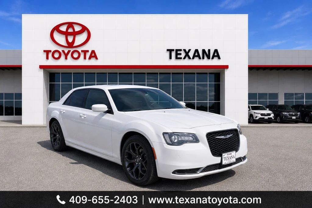 2019 Chrysler 300 S