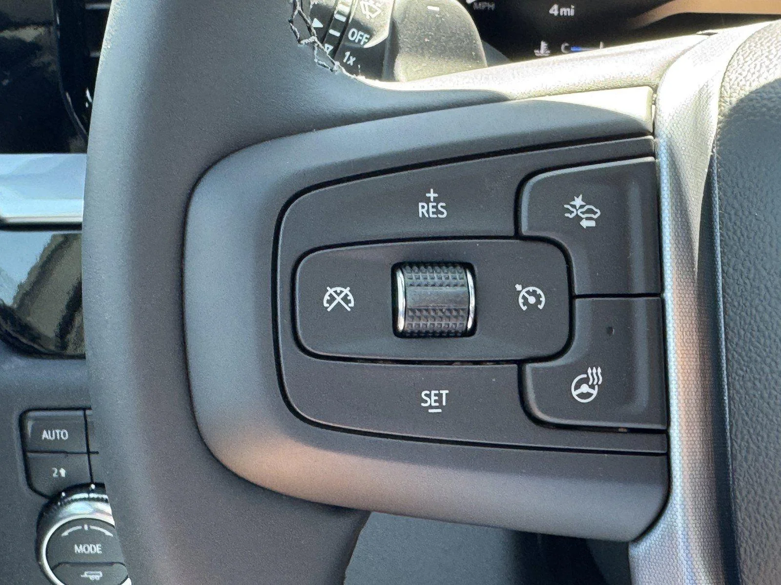 New 2026 Sterling Metallic GMC Elevation image 21