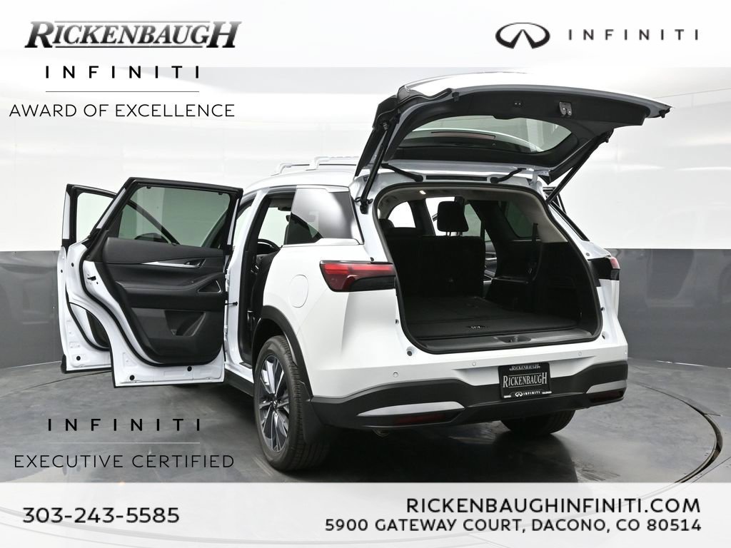 Certified Used 2026 White INFINITI LUXE image 45