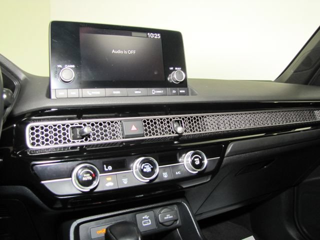 Certified Used 2023 Platinum White Pearl Honda Sport image 7