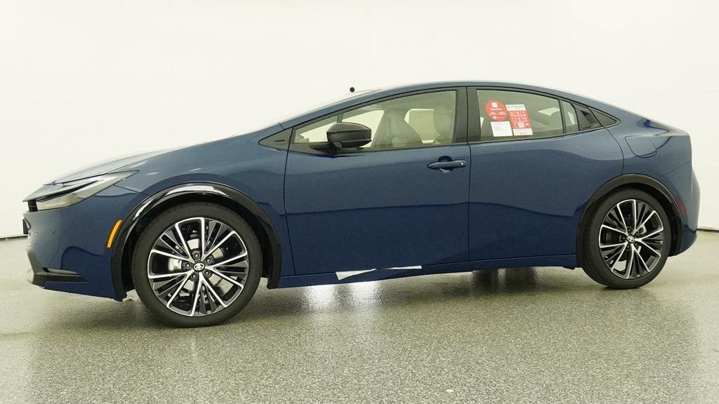 New 2027 Reservoir Blue Toyota XLE image 4