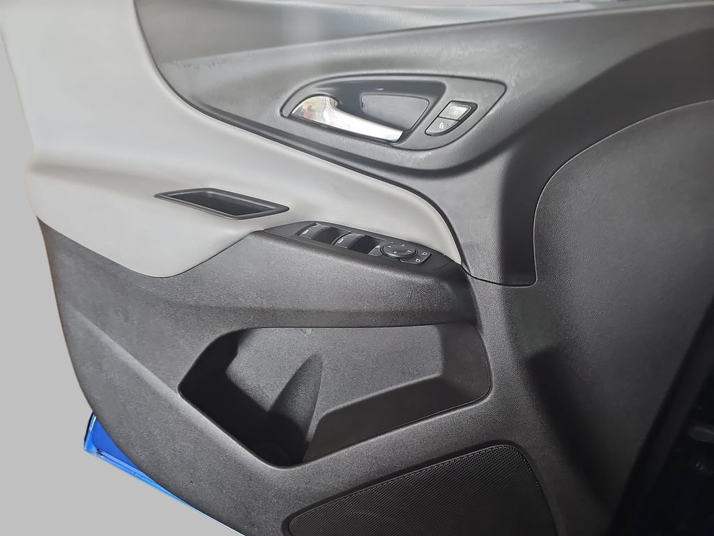 Used 2019 KINETIC BLUE METALLIC Chevrolet LS image 31