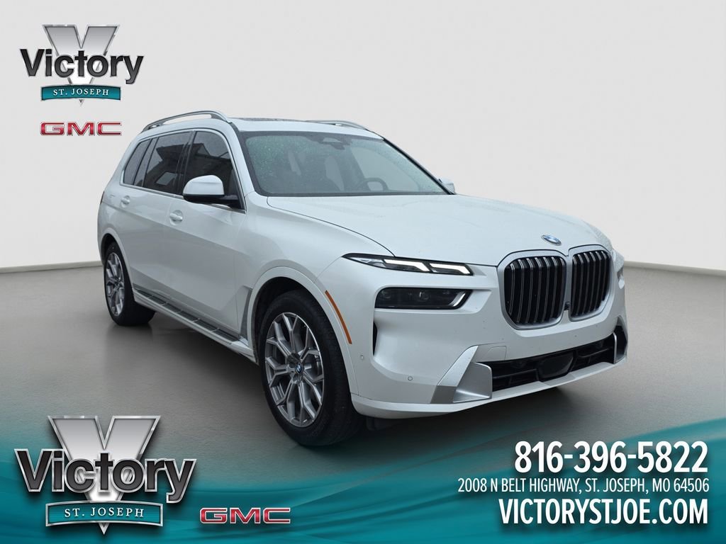 2023 BMW X7 xDrive40i's photo