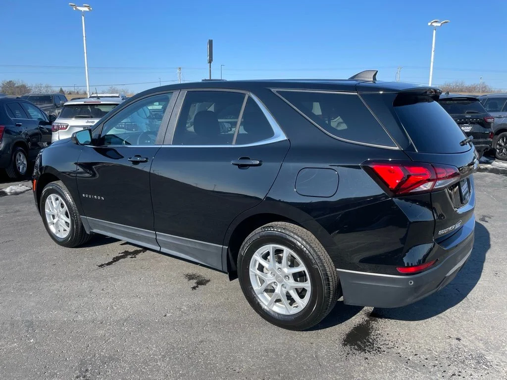 Used 2024 Mosaic Black Metallic Chevrolet LT image 5