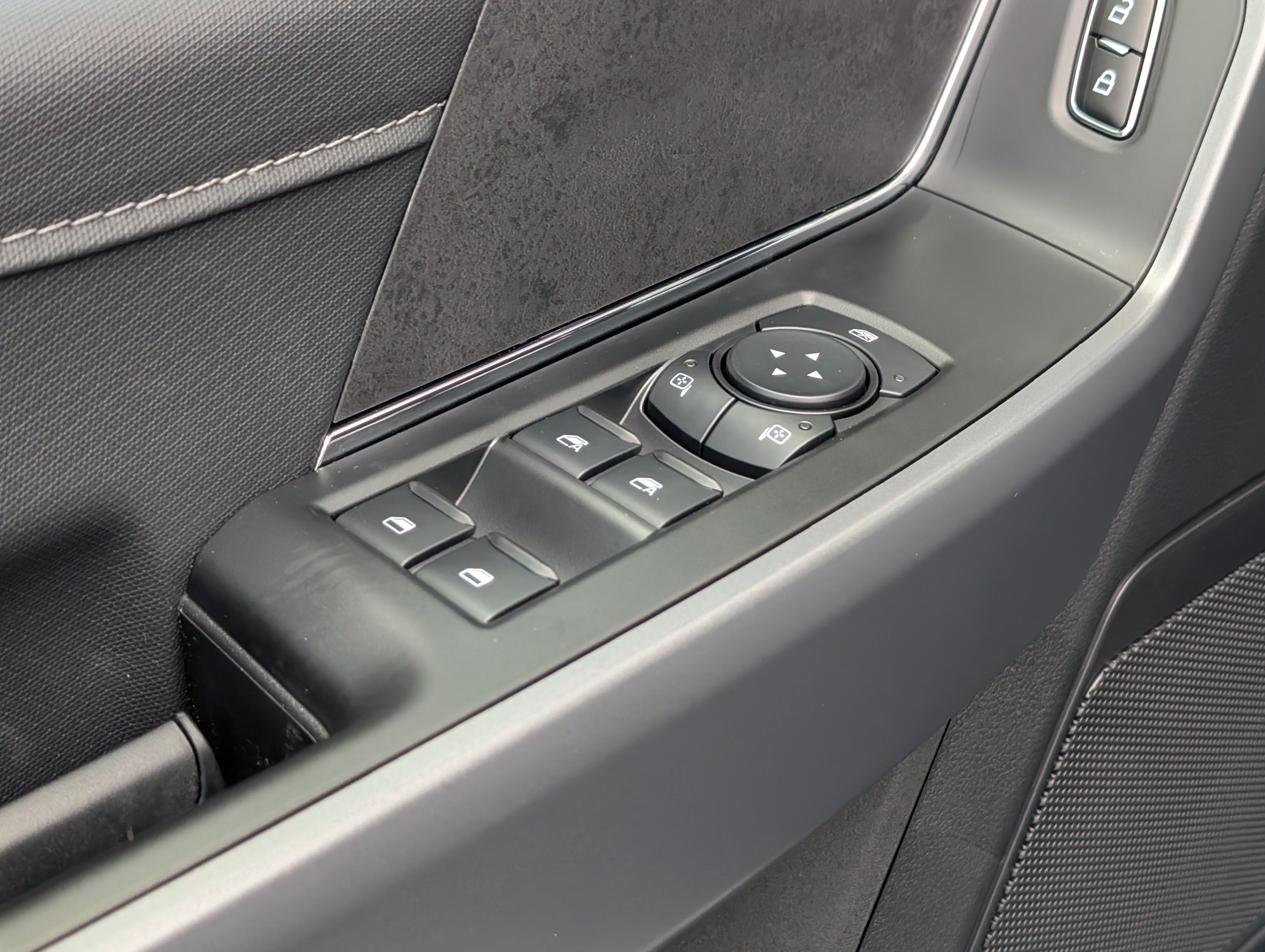 New 2026 Avalanche Ford XLT image 17