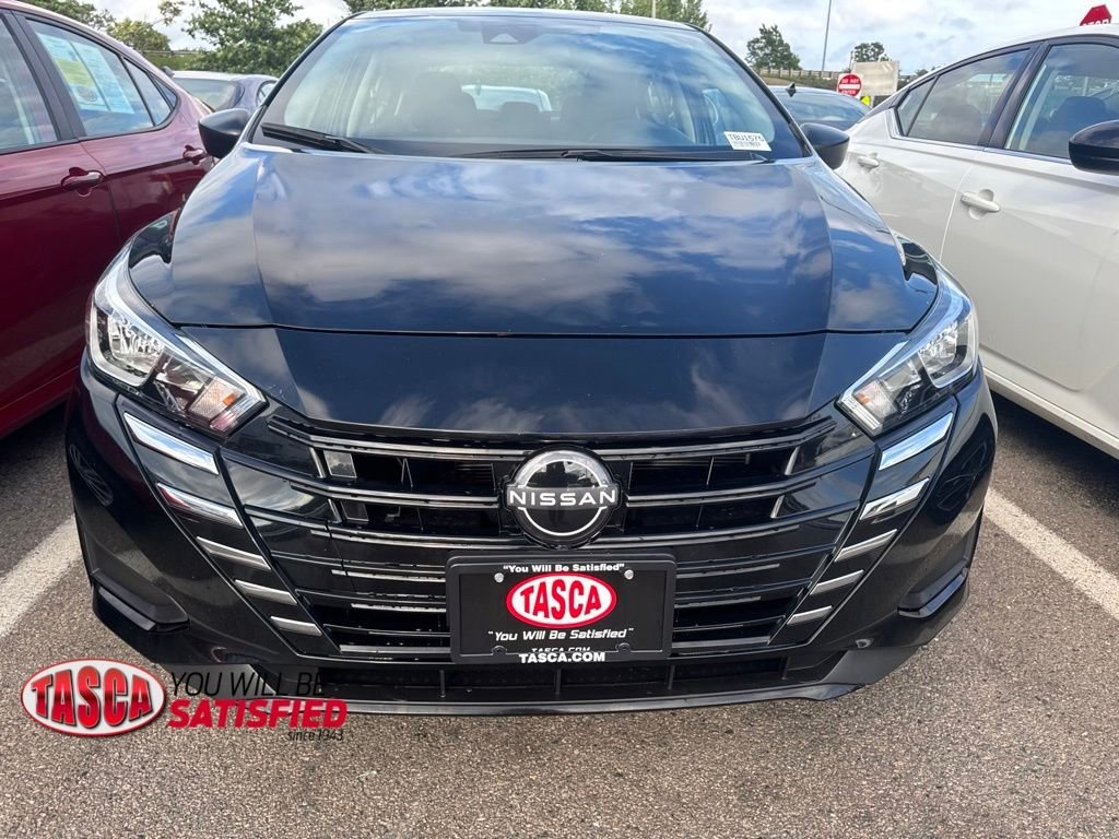 Used 2024 Black Nissan 1.6 S image 1