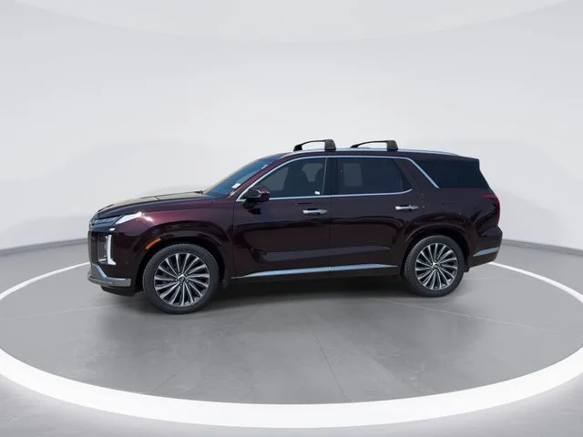 Used 2023 Red Hyundai Calligraphy image 4
